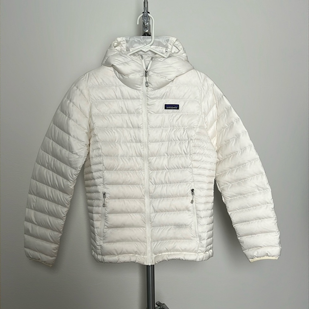 Patagonia Women’s Down Sweater Hoody